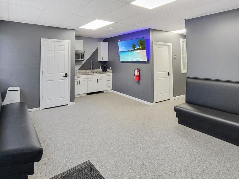 8227 Daly Road, Cincinnati, OH 45231 Photo 5