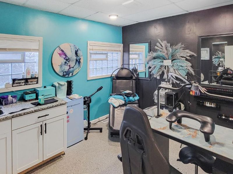 8227 Daly Road, Cincinnati, OH 45231 Photo 8