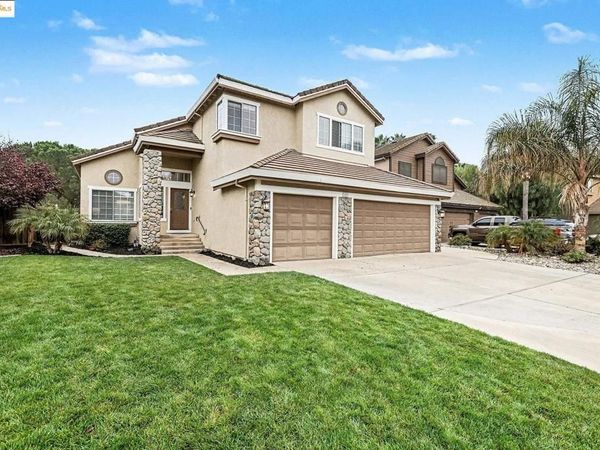 2127 Prestwick Dr, Discovery Bay, CA 94505