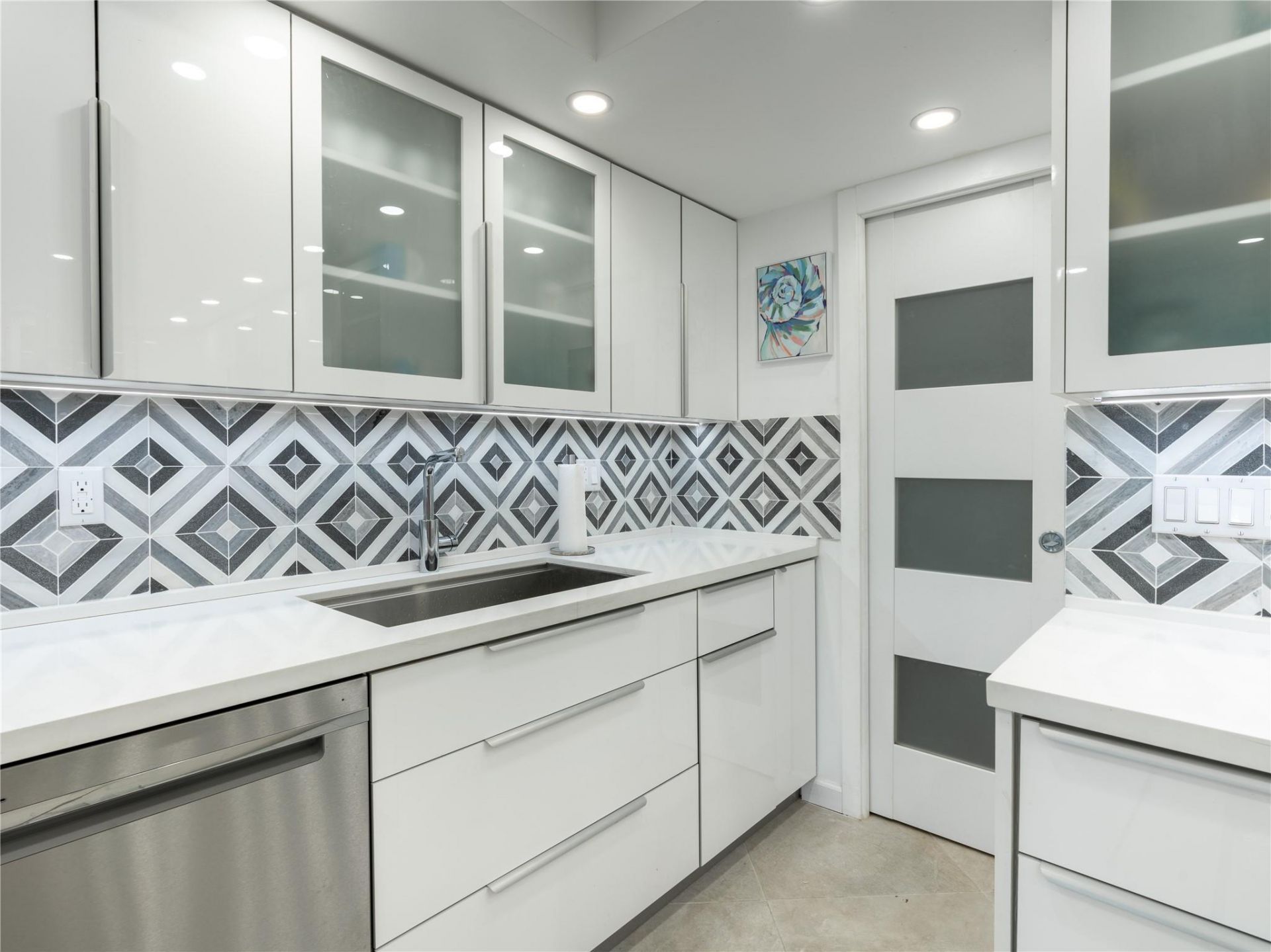 2850 N Palm Aire Drive, Unit 601, Pompano Beach, FL 33069 Photo