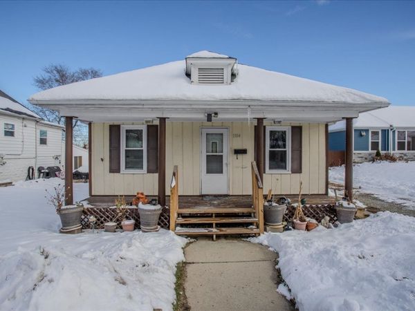 1104 CORA Street, Joliet, IL 60435