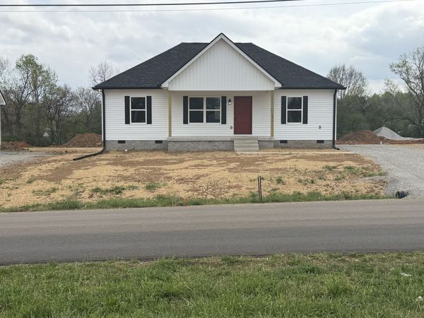 490 Crescent Factory Rd, Lawrenceburg, TN 38464