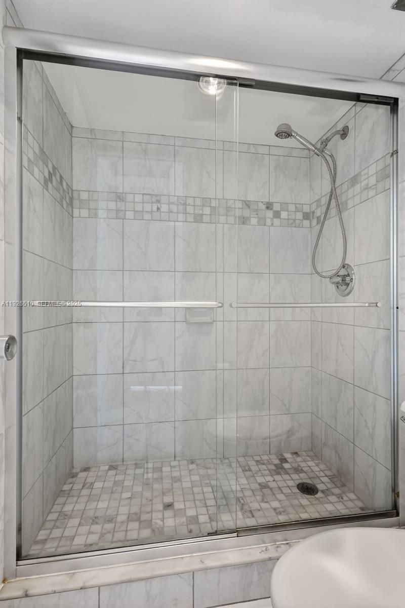 300 Bayview Dr, Unit 202, Sunny Isles Beach, FL 33160 Photo