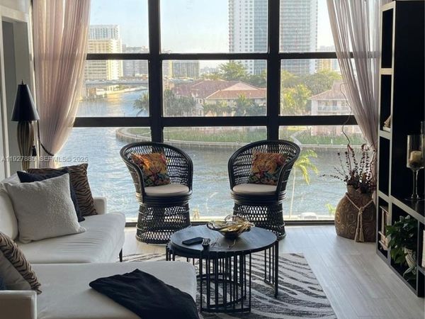 200 Leslie Dr, Unit 622, Hallandale Beach, FL 33009