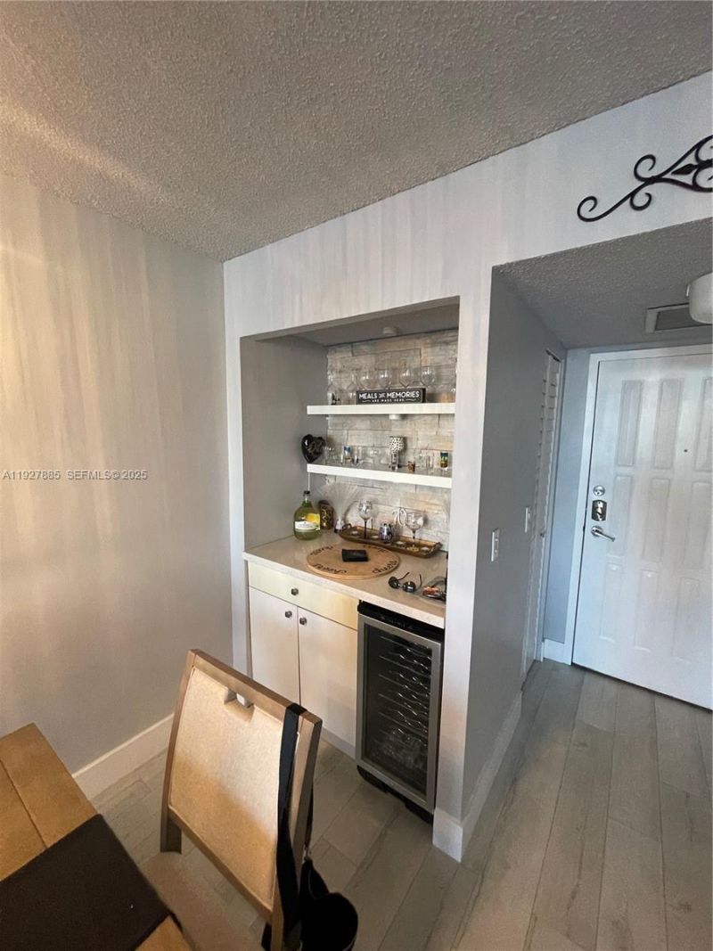 200 Leslie Dr, Unit 622, Hallandale Beach, FL 33009 Photo