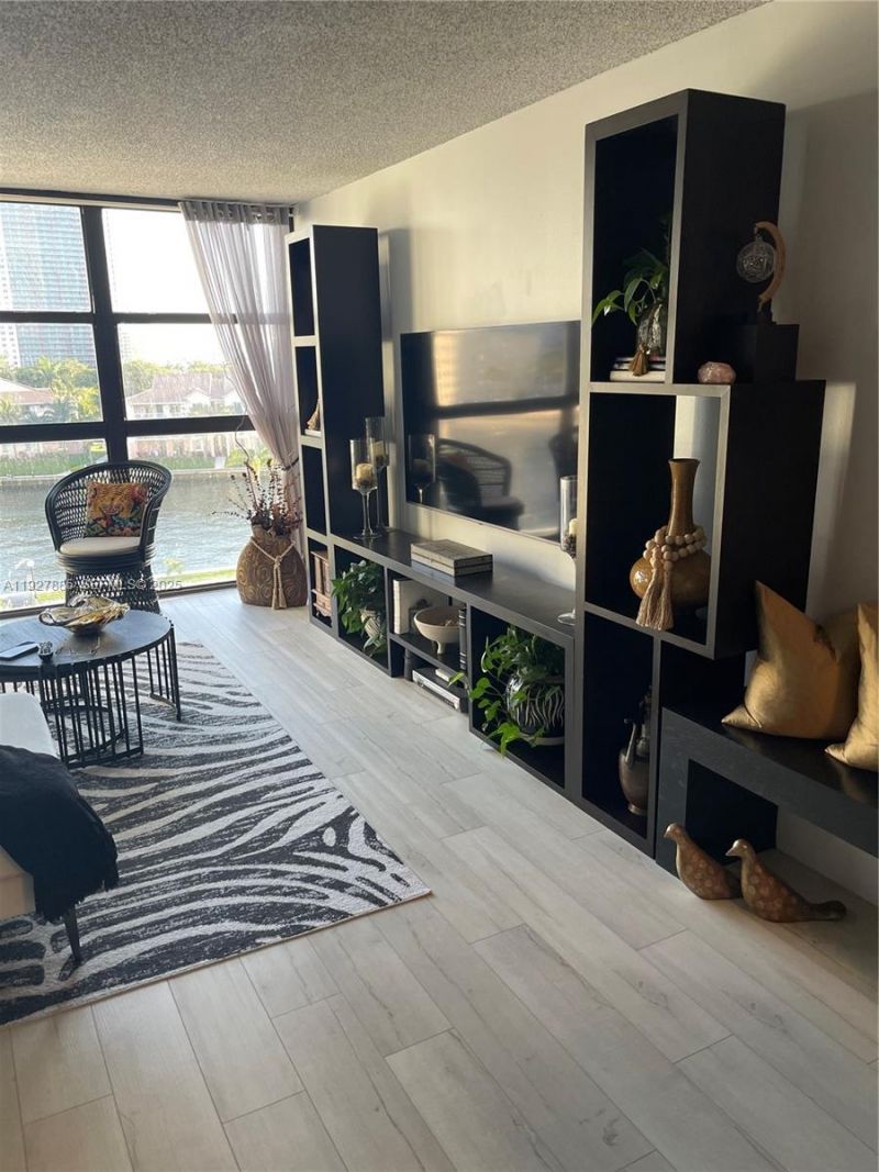 200 Leslie Dr, Unit 622, Hallandale Beach, FL 33009 Photo