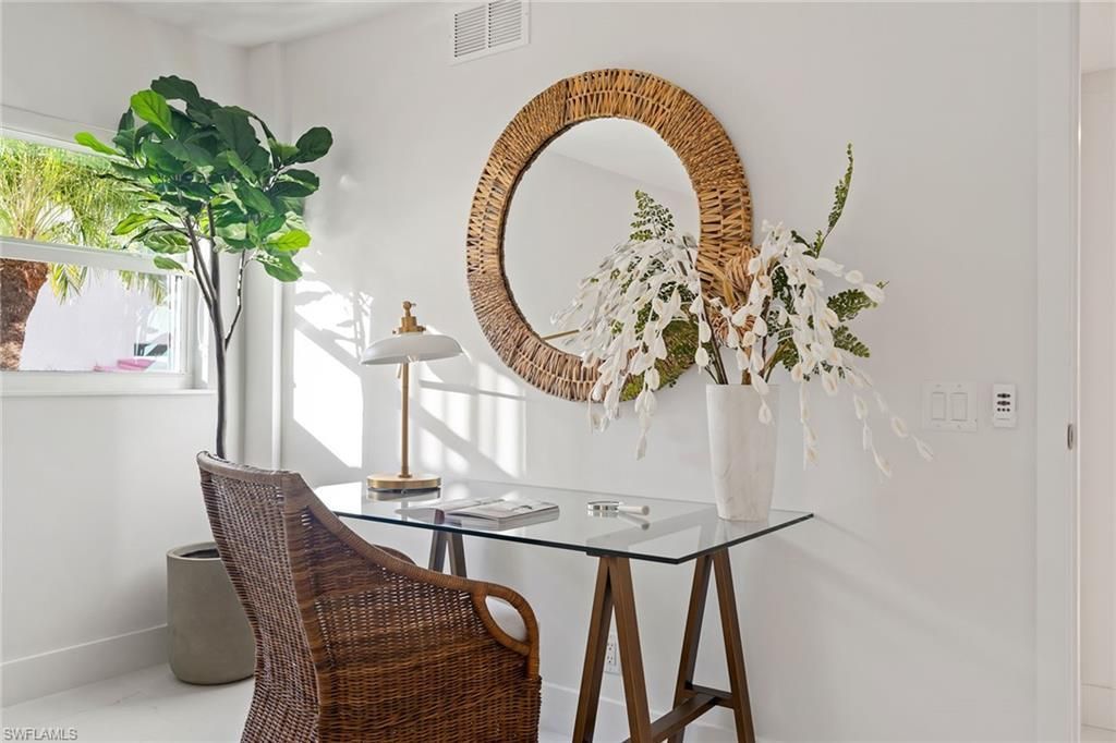 1919 Gulf Shore Blvd N, Unit 101, Naples, FL 34102 Photo