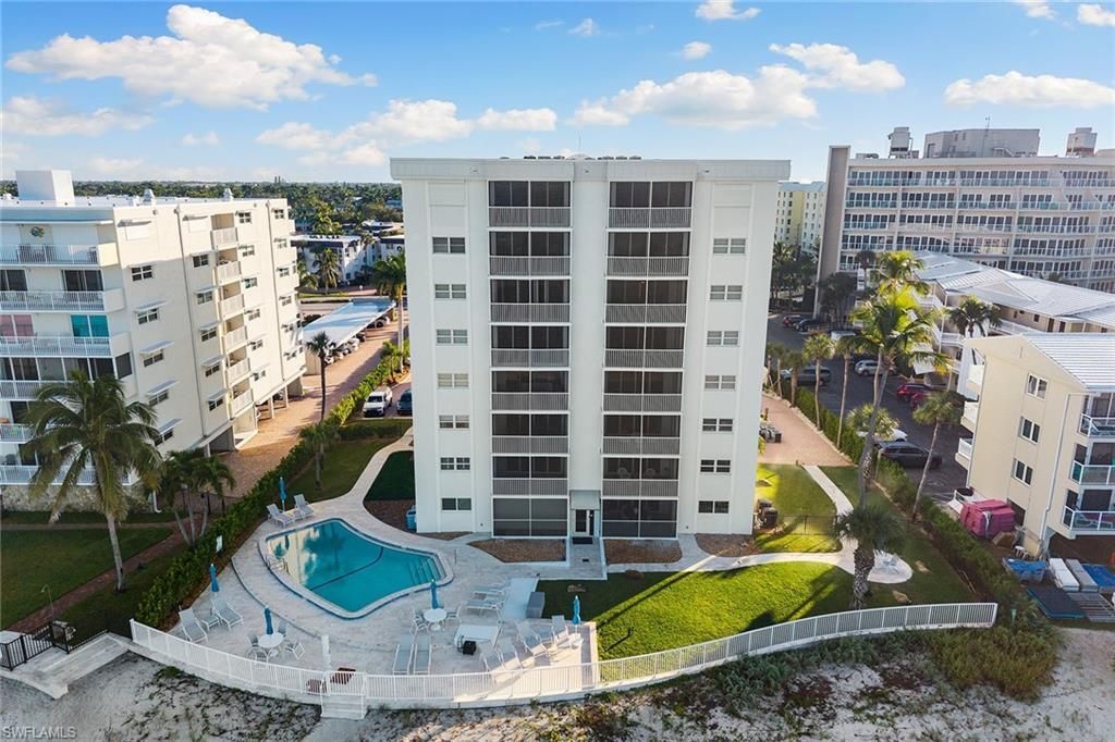 1919 Gulf Shore Blvd N, Unit 101, Naples, FL 34102 Photo