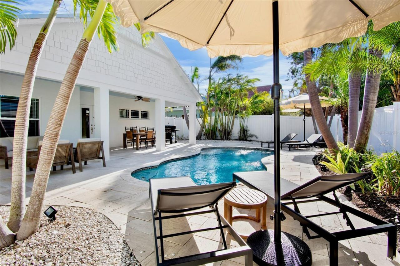 709 Fern Street, Anna Maria, FL 34216 Photo