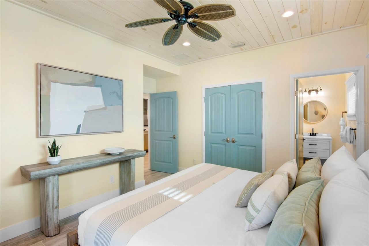 709 Fern Street, Anna Maria, FL 34216 Photo