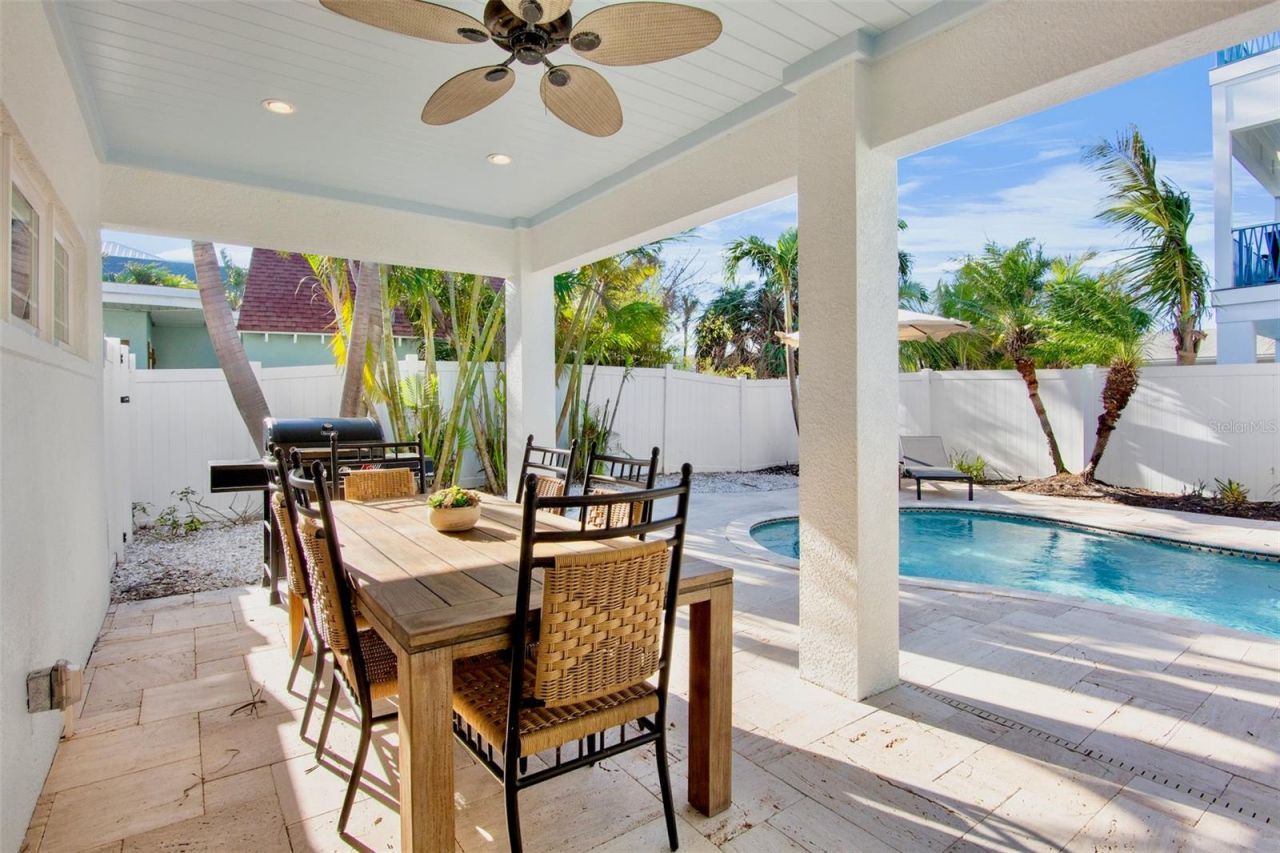 709 Fern Street, Anna Maria, FL 34216 Photo