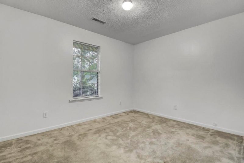 108 Kirksey Drive Photo 16