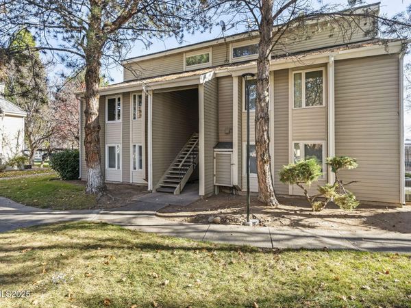 2371 Roundhouse Road, Sparks, NV 89431