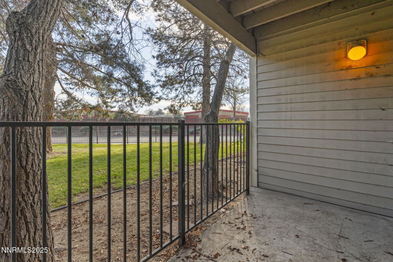 2371 Roundhouse Road, Sparks, NV 89431 Photo