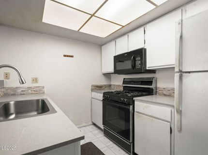 2371 Roundhouse Road, Sparks, NV 89431 Photo