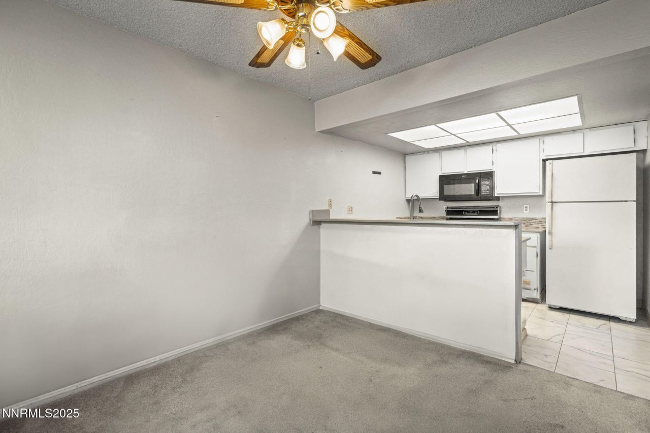 2371 Roundhouse Road, Sparks, NV 89431 Photo