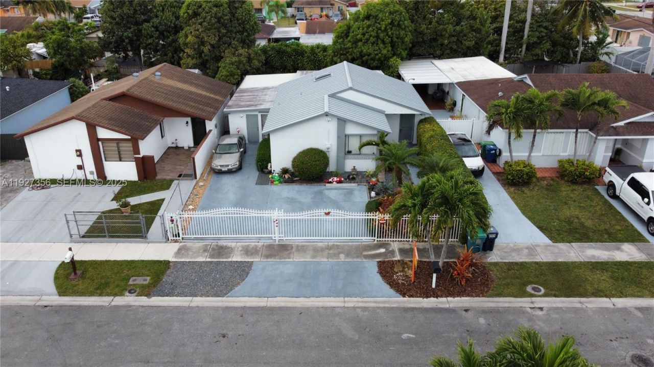 19224 SW 122nd Ct, Miami, FL 33177 Photo