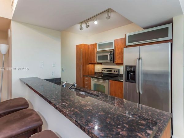 7355 SW 89th St, Unit 721N, Miami, FL 33156