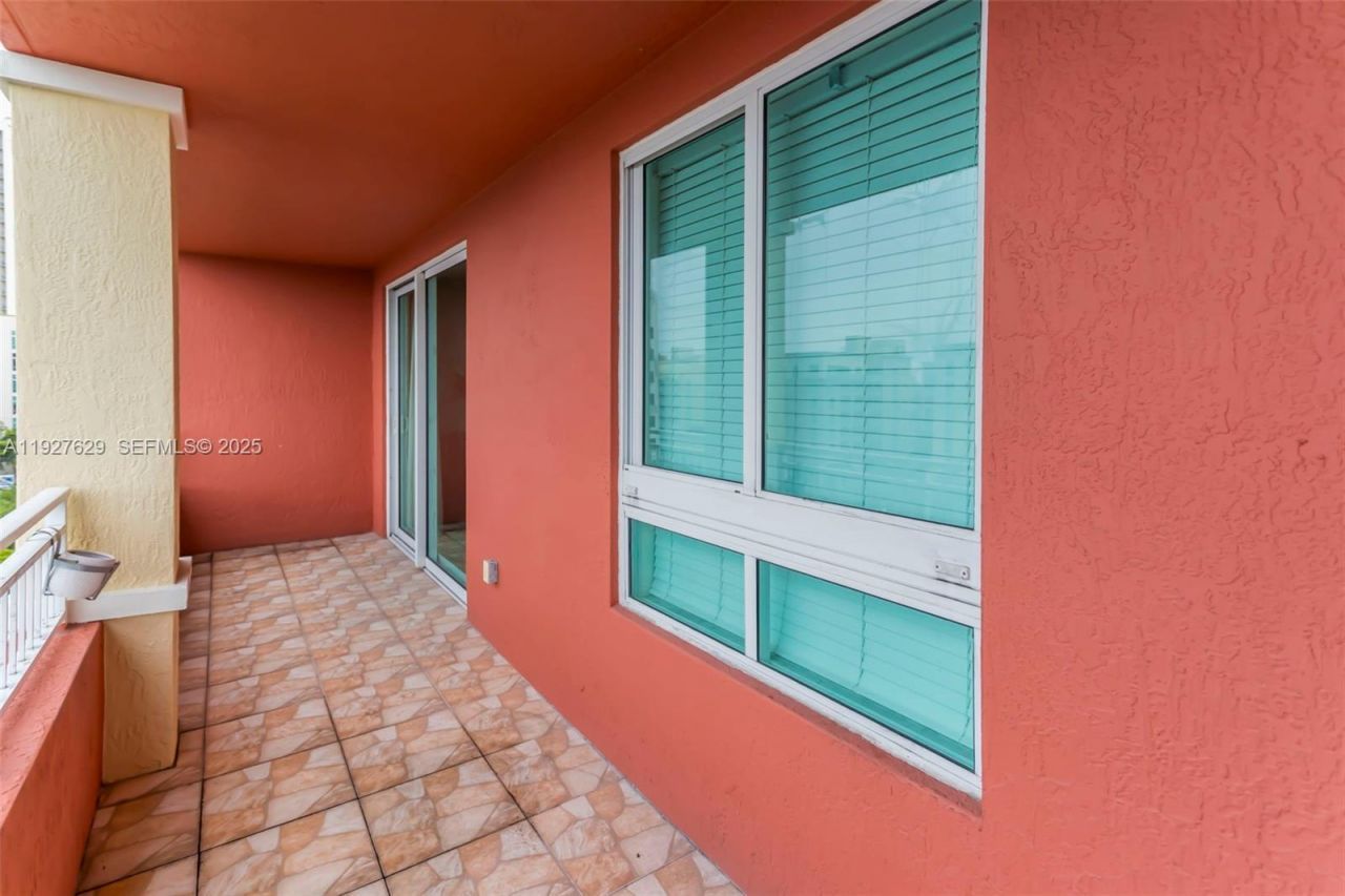 7355 SW 89th St, Unit 721N, Miami, FL 33156 Photo