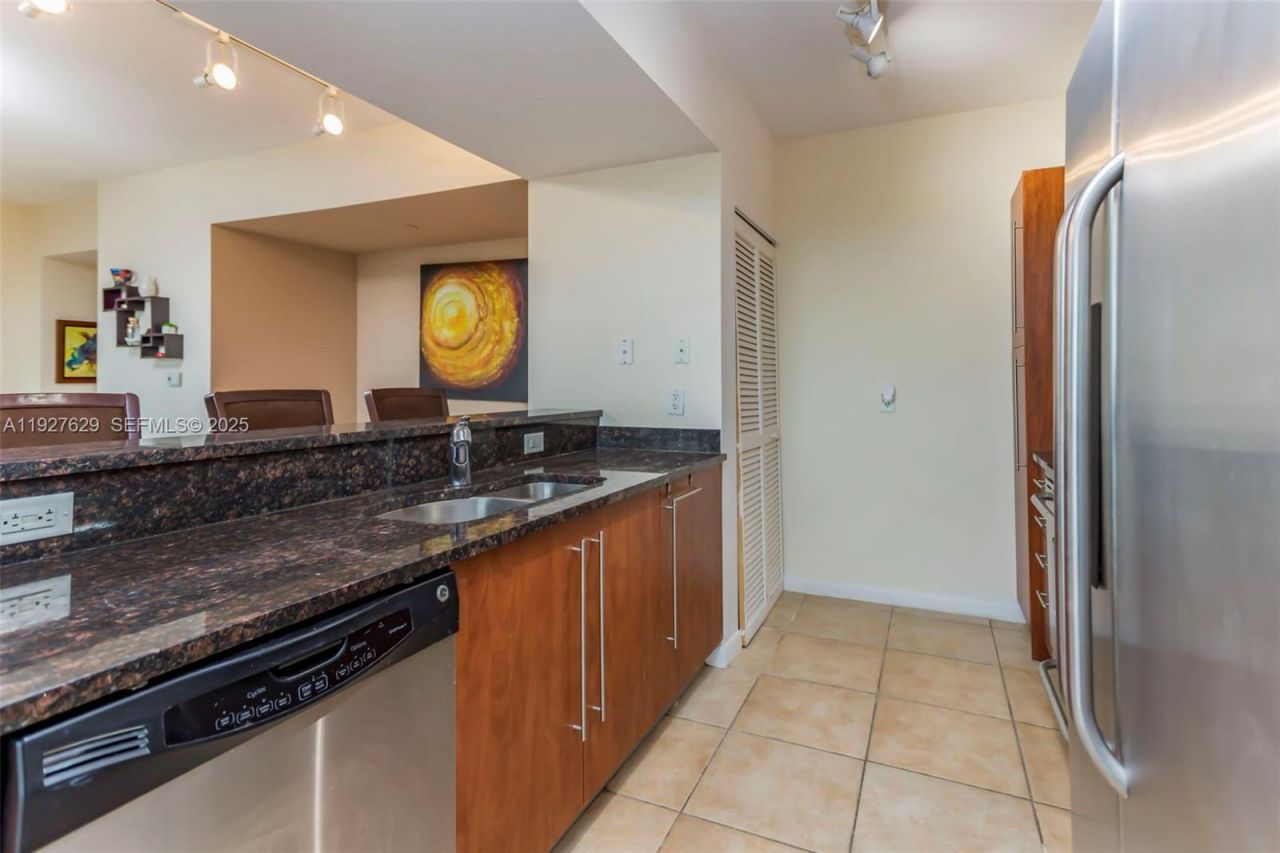 7355 SW 89th St, Unit 721N, Miami, FL 33156 Photo