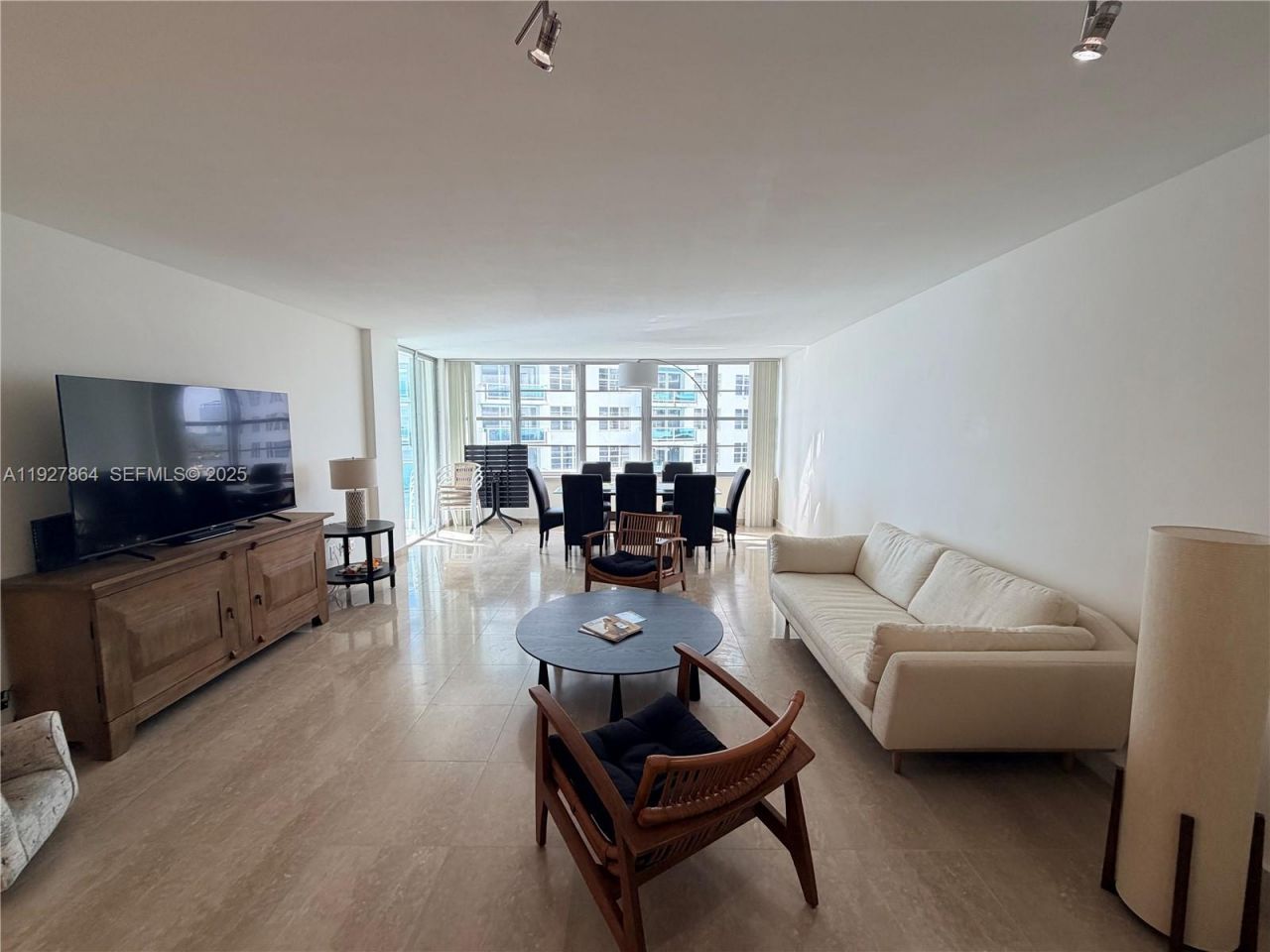 5151 Collins Ave, Unit 730 + DEN, Miami Beach, FL 33140 Photo