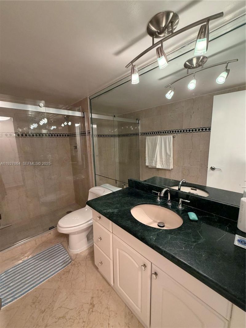 5151 Collins Ave, Unit 730 + DEN, Miami Beach, FL 33140 Photo
