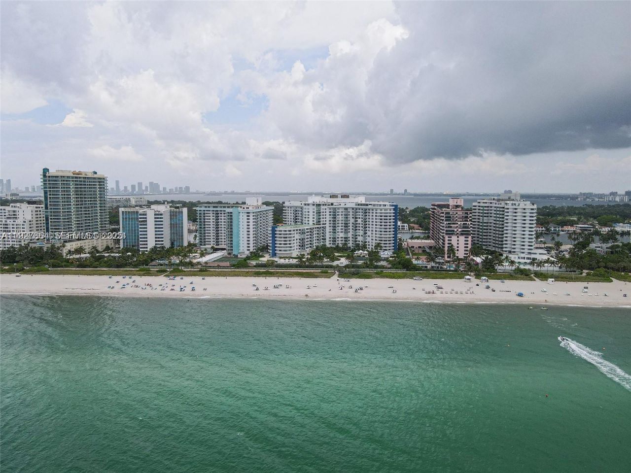 5151 Collins Ave, Unit 730 + DEN, Miami Beach, FL 33140 Photo