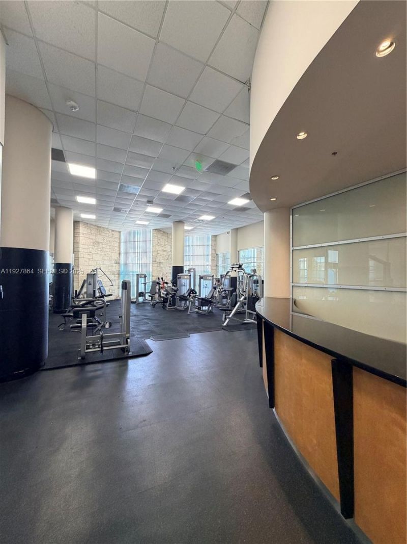 5151 Collins Ave, Unit 730 + DEN, Miami Beach, FL 33140 Photo