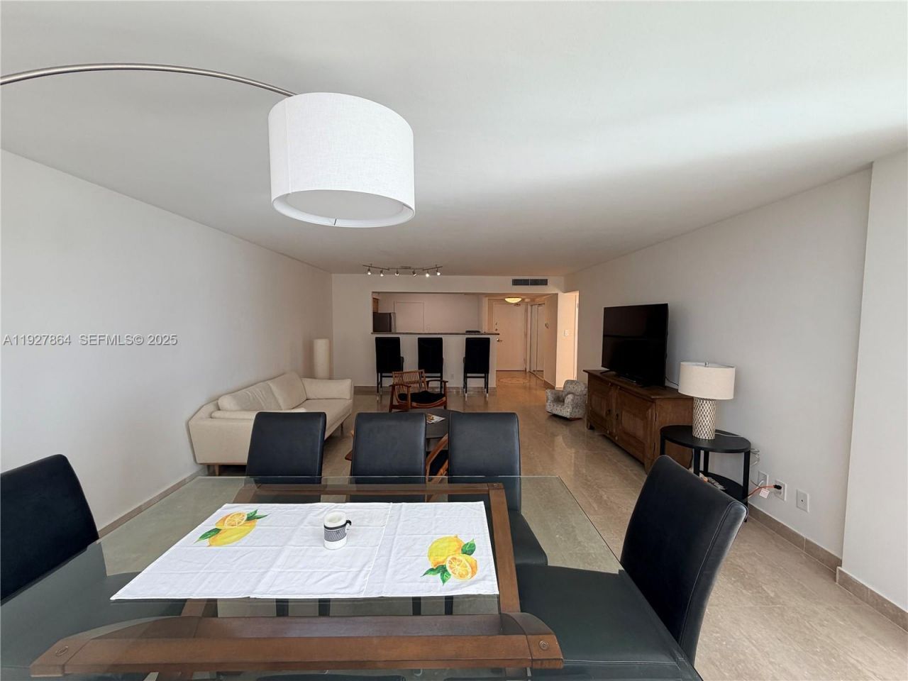 5151 Collins Ave, Unit 730 + DEN, Miami Beach, FL 33140 Photo