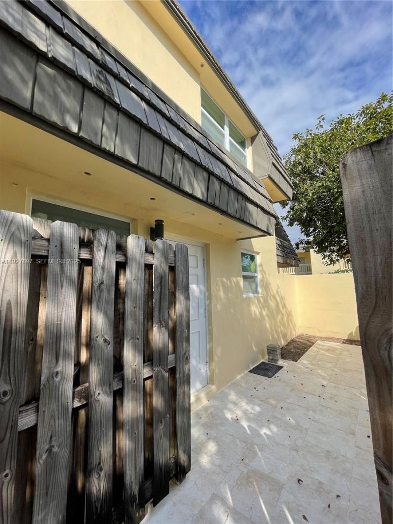 8427 SW 137th Ave, Unit 8427, Miami, FL 33183 Photo