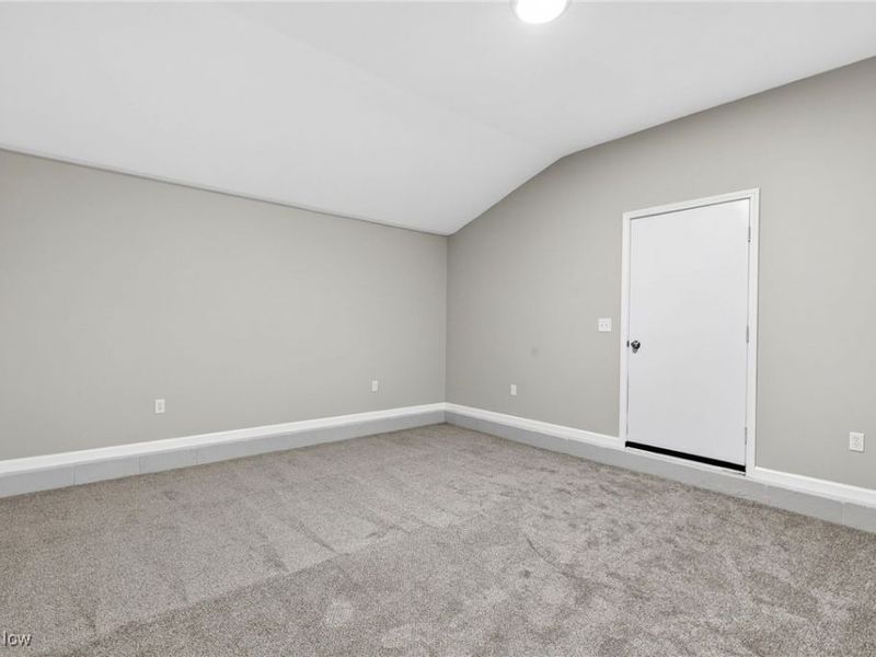 221 Stafford Avenue, Youngstown, OH 44512 Photo 31