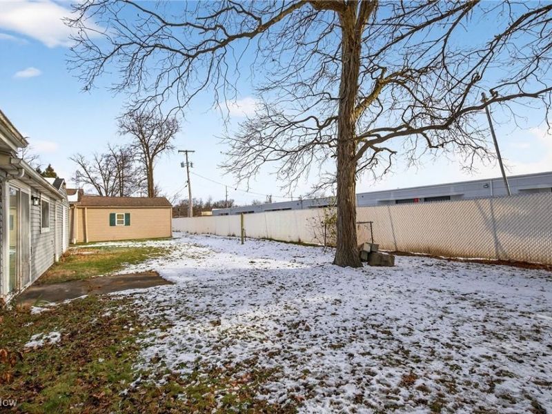 221 Stafford Avenue, Youngstown, OH 44512 Photo 35