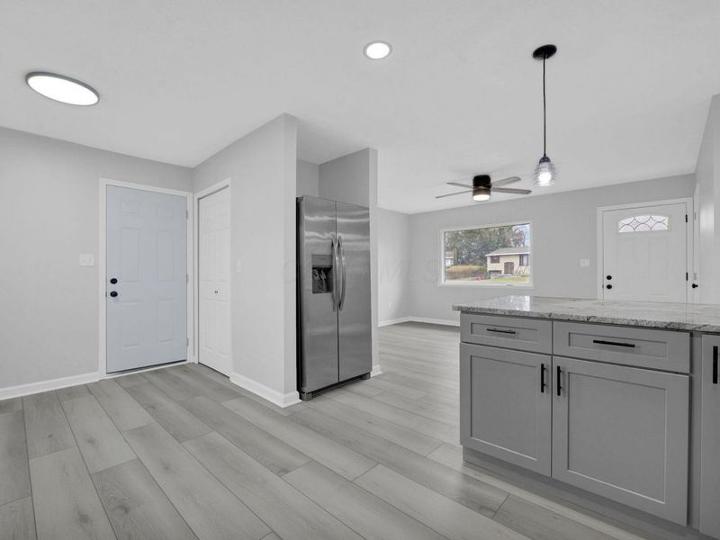 3333 Latonia Court, Columbus, OH 43232 Photo 12