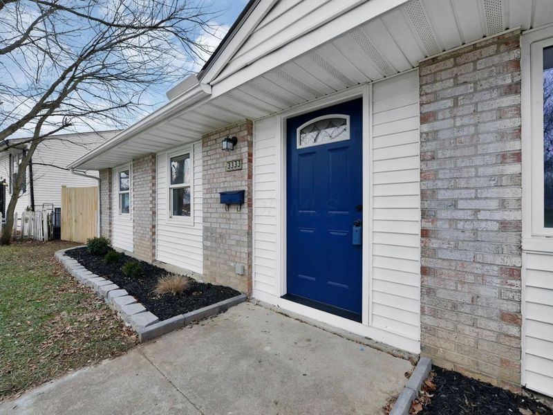 3333 Latonia Court, Columbus, OH 43232 Photo 5