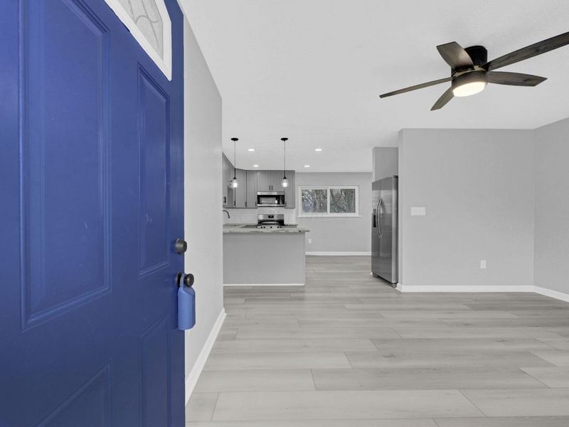 3333 Latonia Court, Columbus, OH 43232 Photo 6