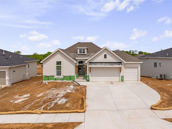 25104 W 141st Terrace, Olathe, KS 66061