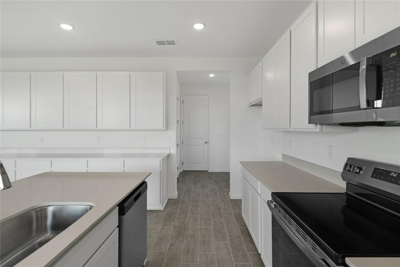 1272 Daisy Hill Avenue, Dundee, FL 33838 Photo