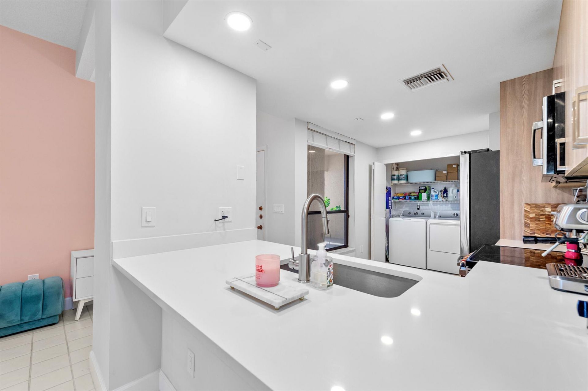 7460 La Paz Boulevard, Unit 304, Boca Raton, FL 33433 Photo