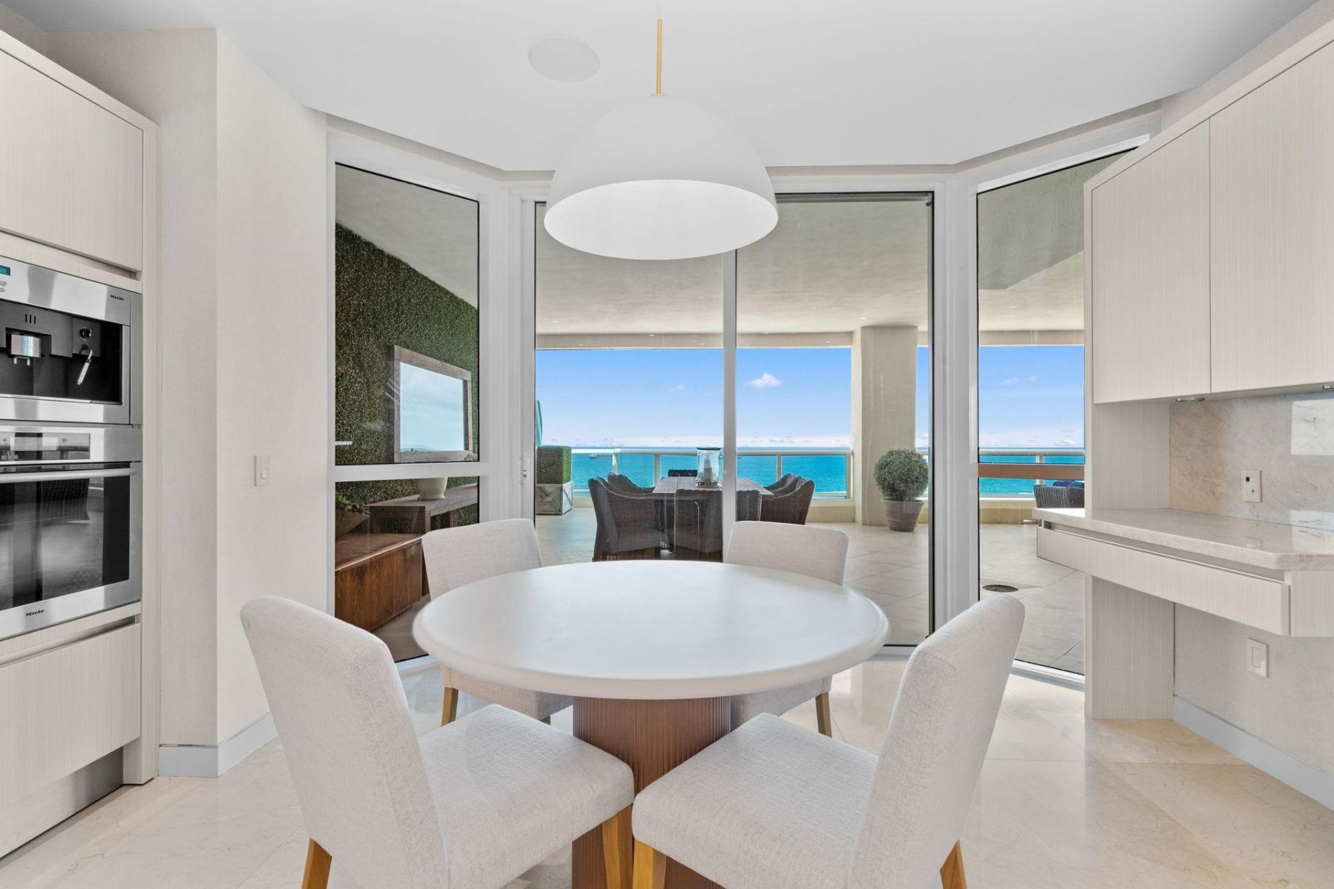 101 S Fort Lauderdale Beach Boulevard, Unit PH 2703, Fort Lauderdale, FL 33316 Photo