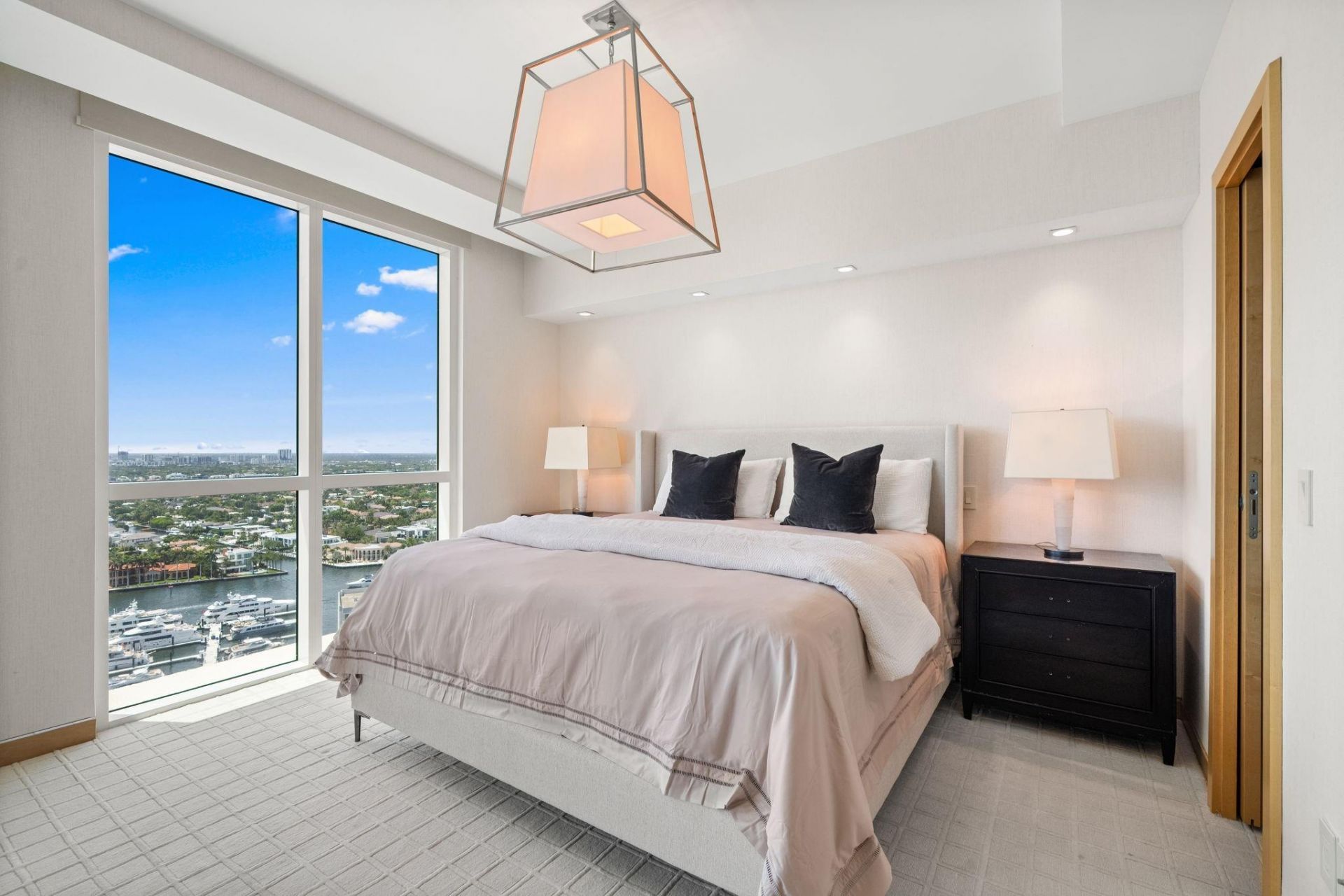 101 S Fort Lauderdale Beach Boulevard, Unit PH 2703, Fort Lauderdale, FL 33316 Photo