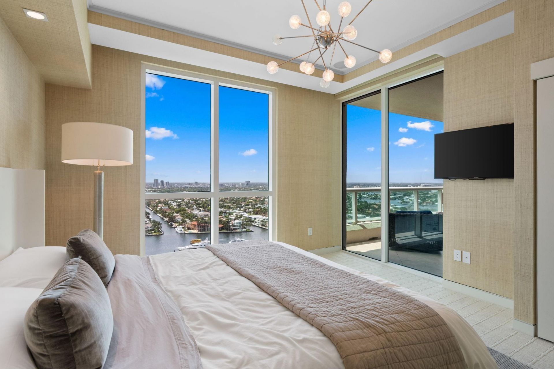 101 S Fort Lauderdale Beach Boulevard, Unit PH 2703, Fort Lauderdale, FL 33316 Photo