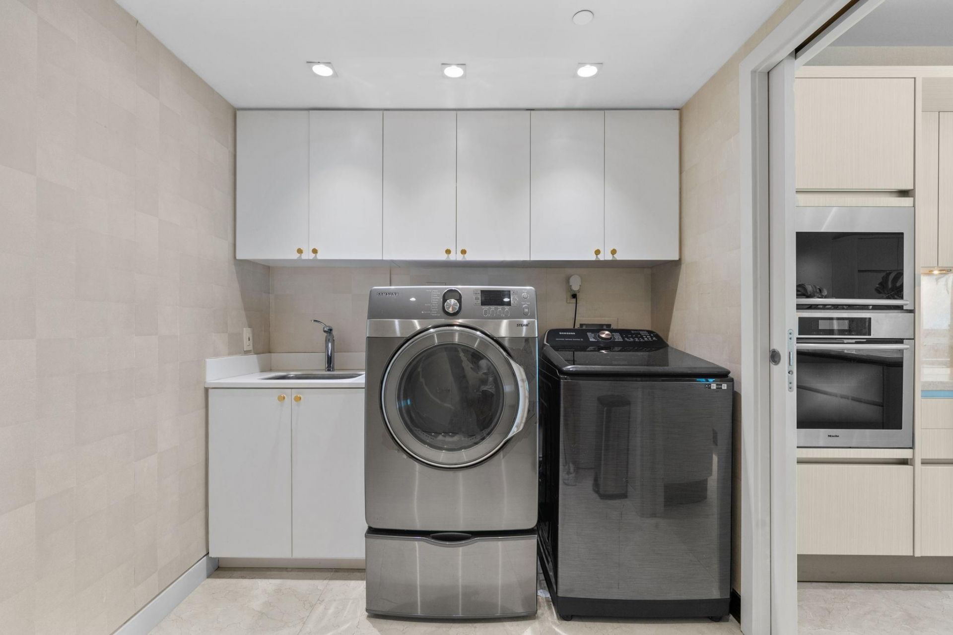 101 S Fort Lauderdale Beach Boulevard, Unit PH 2703, Fort Lauderdale, FL 33316 Photo