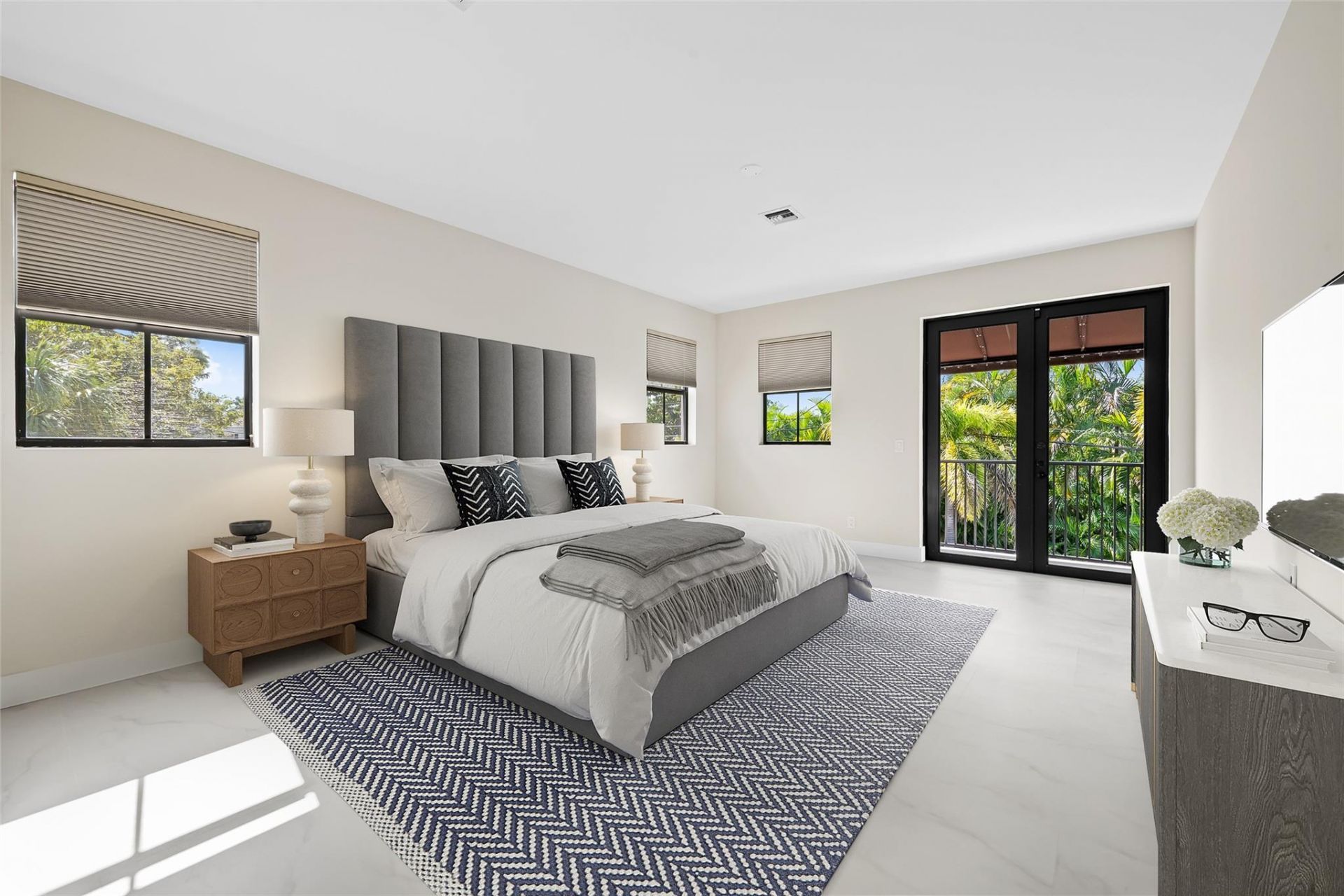 1215 N Victoria Park Road, Fort Lauderdale, FL 33304 Photo