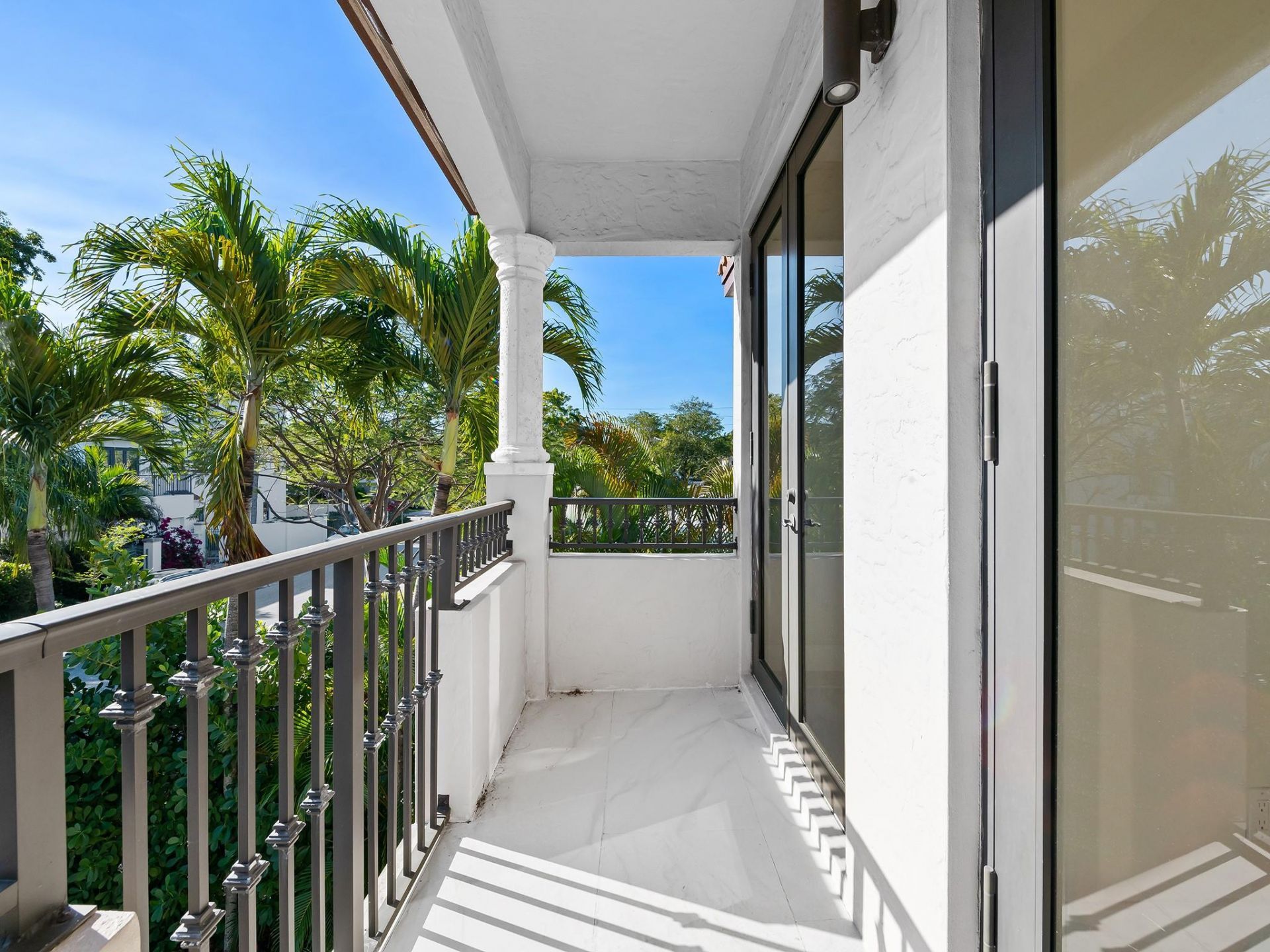 1215 N Victoria Park Road, Fort Lauderdale, FL 33304 Photo