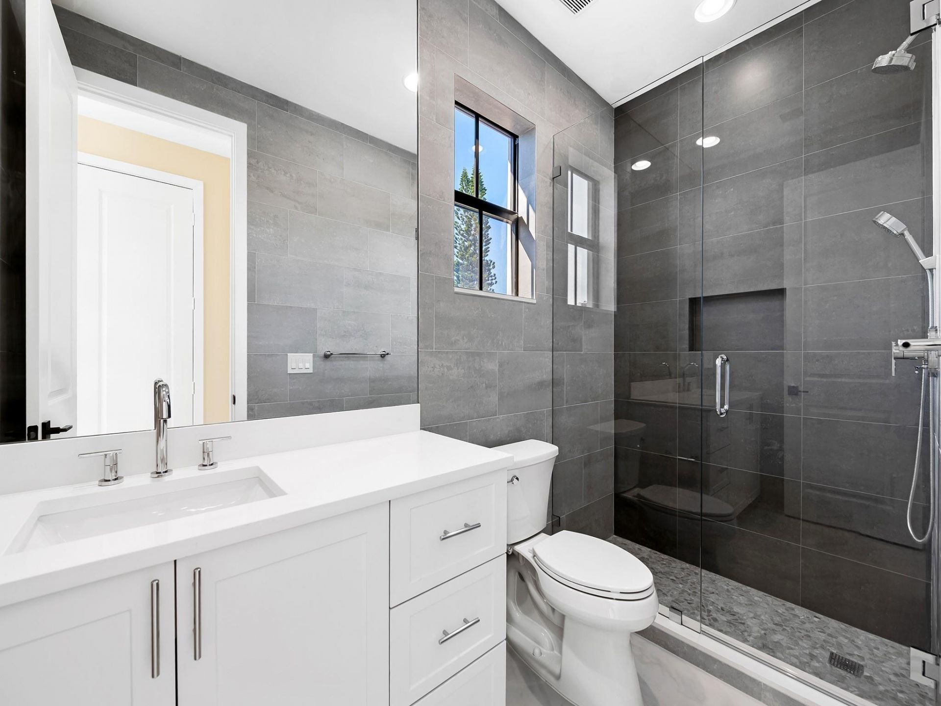 1215 N Victoria Park Road, Fort Lauderdale, FL 33304 Photo