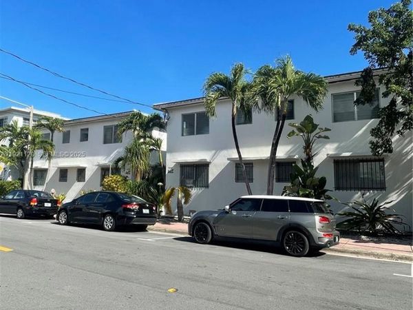 8021 Abbott Ave, Miami Beach, FL 33141