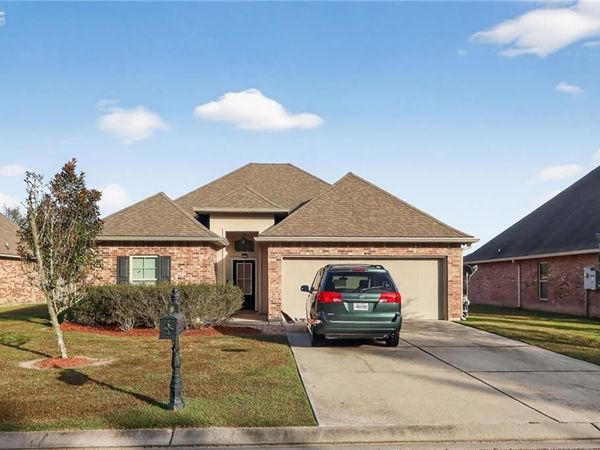 42210 WOOD Avenue, Ponchatoula, LA 70454