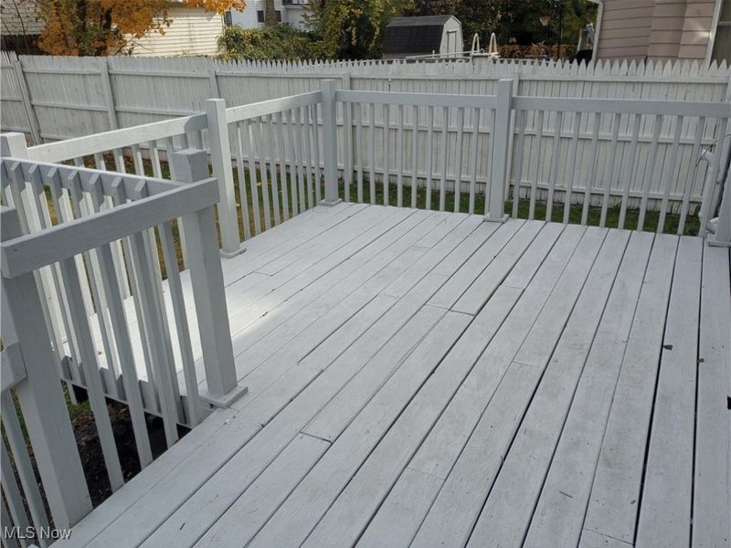 445 Beechwood Drive, Akron, OH 44320 Photo 5