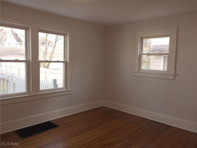 445 Beechwood Drive, Akron, OH 44320 Photo 9