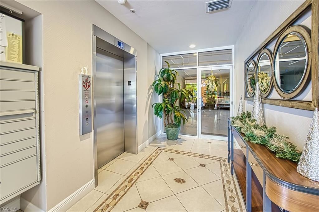 15140 Harbour Isle Dr, Unit 502, Fort Myers, FL 33908 Photo